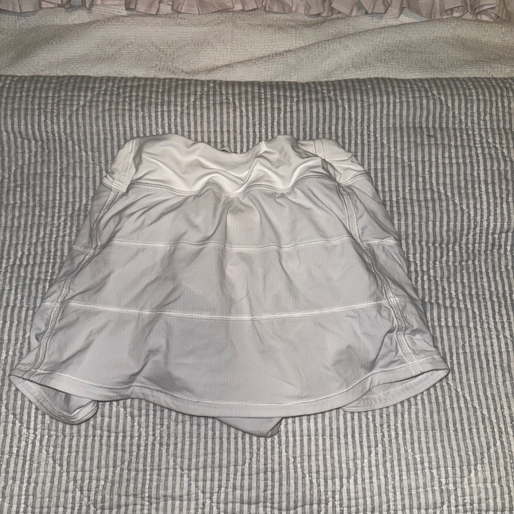 white lululemon tennis skirt size 0